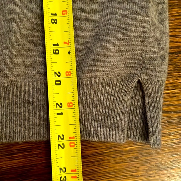 J. Crew Arrows Embroidered Sweater Size XS - Picture 11 of 13